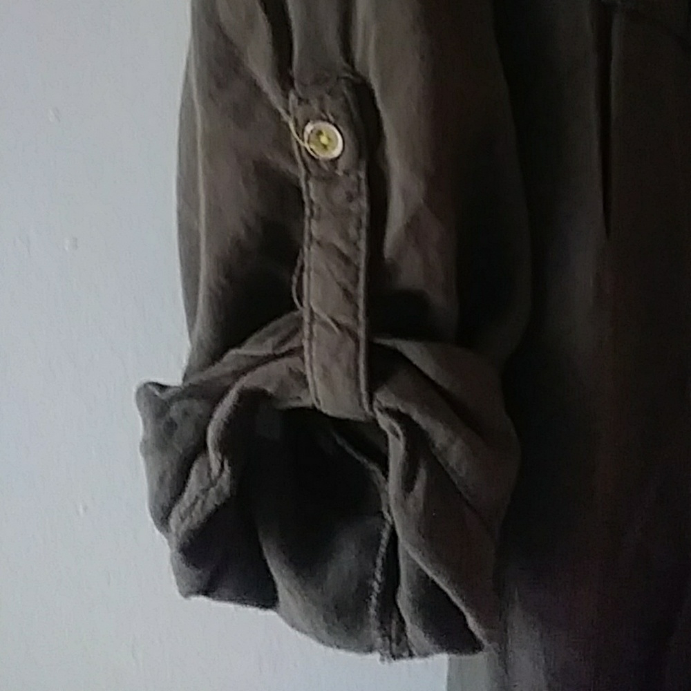 Top - Picture 4 of 4